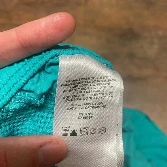 Columbia Women’s Adjustable Shorts Size XL - Picture 3 of 8